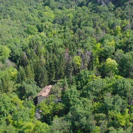Крушун - Единствена На Метри От Водопадите, Krushun - The Only Stay Just Meters From The Waterfalls Krushuna Buitenkant foto