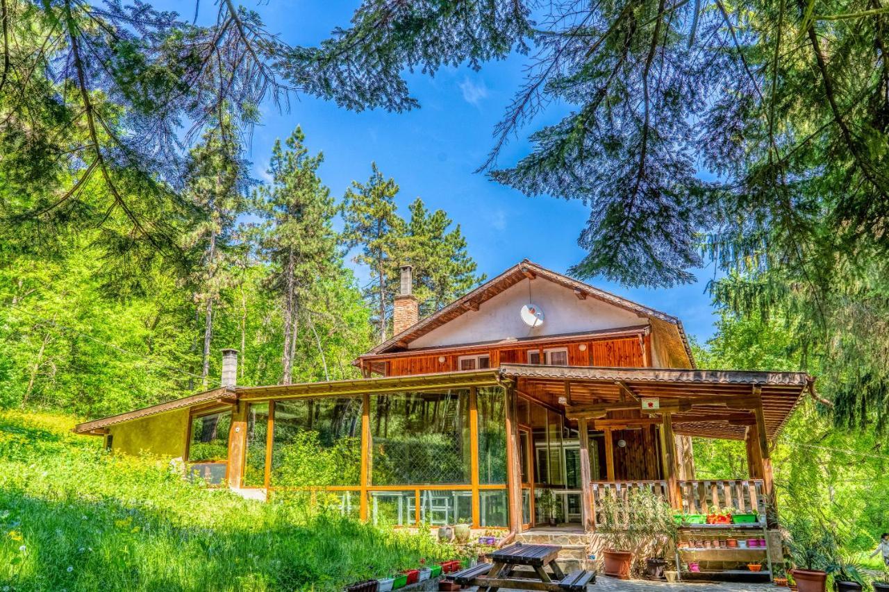 Крушун - Единствена На Метри От Водопадите, Krushun - The Only Stay Just Meters From The Waterfalls Krushuna Buitenkant foto
