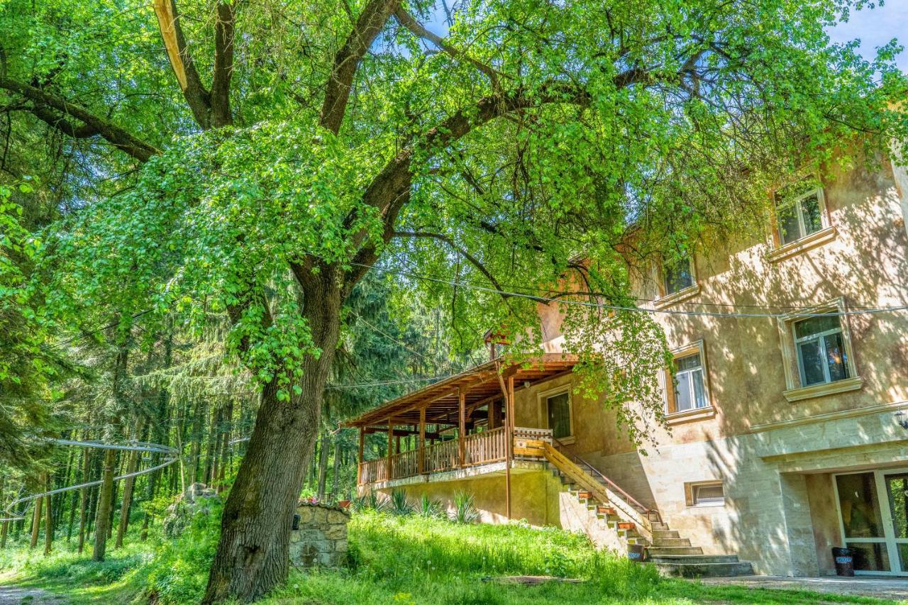 Крушун - Единствена На Метри От Водопадите, Krushun - The Only Stay Just Meters From The Waterfalls Krushuna Buitenkant foto